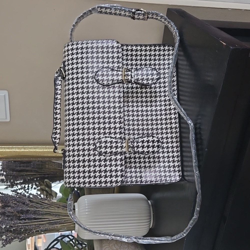 Bag - Picture 2 of 12